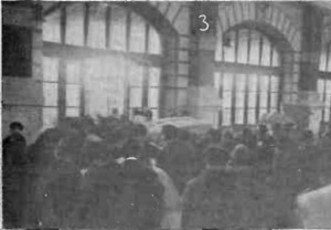 1915 GAZETA ILUSTRATA Refugiati in sala de revizie a vamii Burdujeni